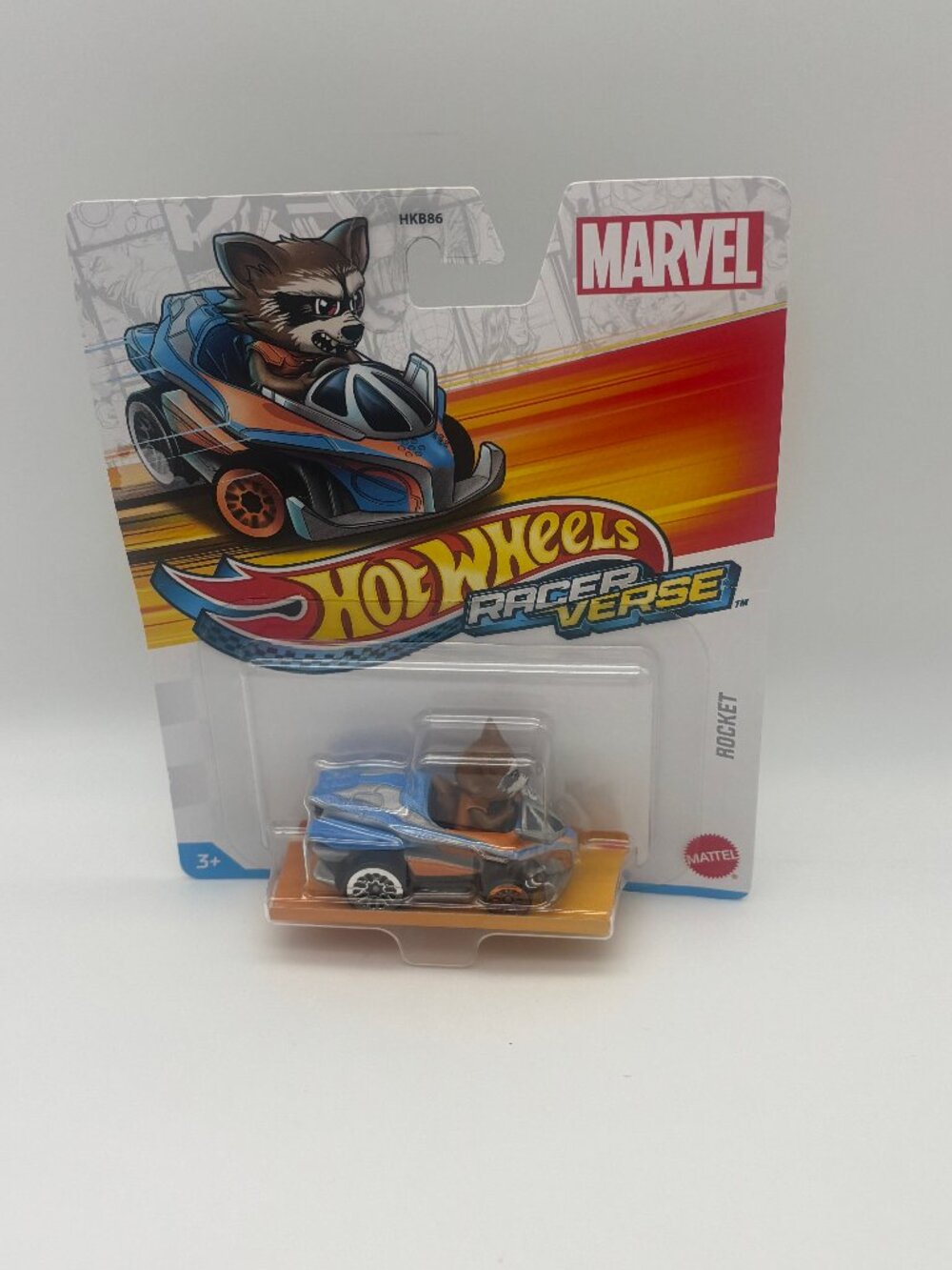 Hot Wheels RacerVerse Die-Cast Vehicle with Rocket Racoon Driver 1:64 Scale